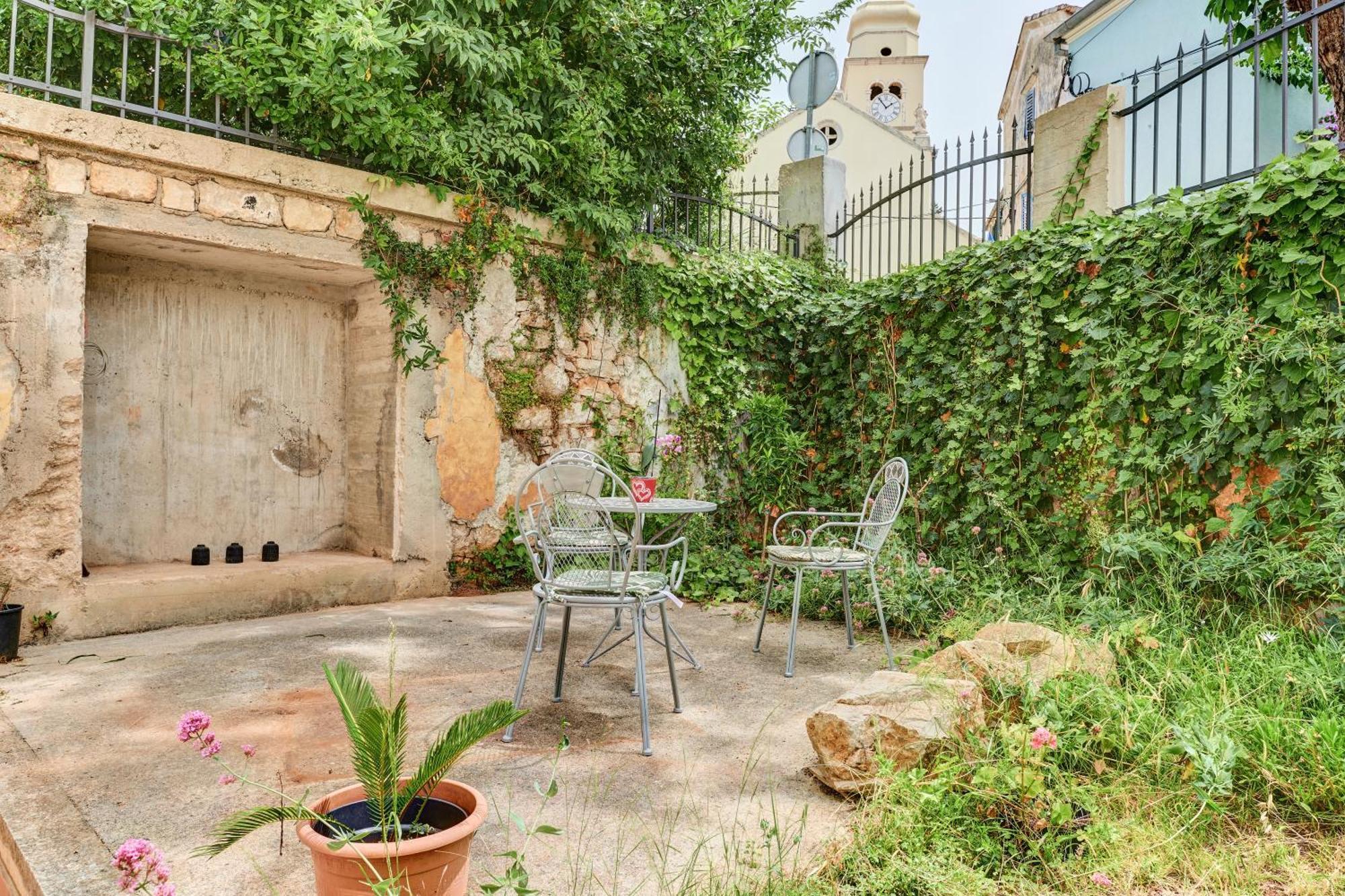 Captain' S Villa Boutique Hotel Veli Losinj Exterior photo